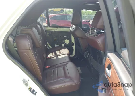 2012 Mercedes-Benz Ml 63 Amg 4Matic z USA, uszkodzony, nr VIN 4JGDA7EB1CA051616